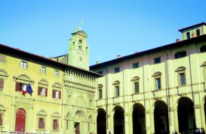 Arkitektur i Arezzo, blandt andet ses kirketårnet.