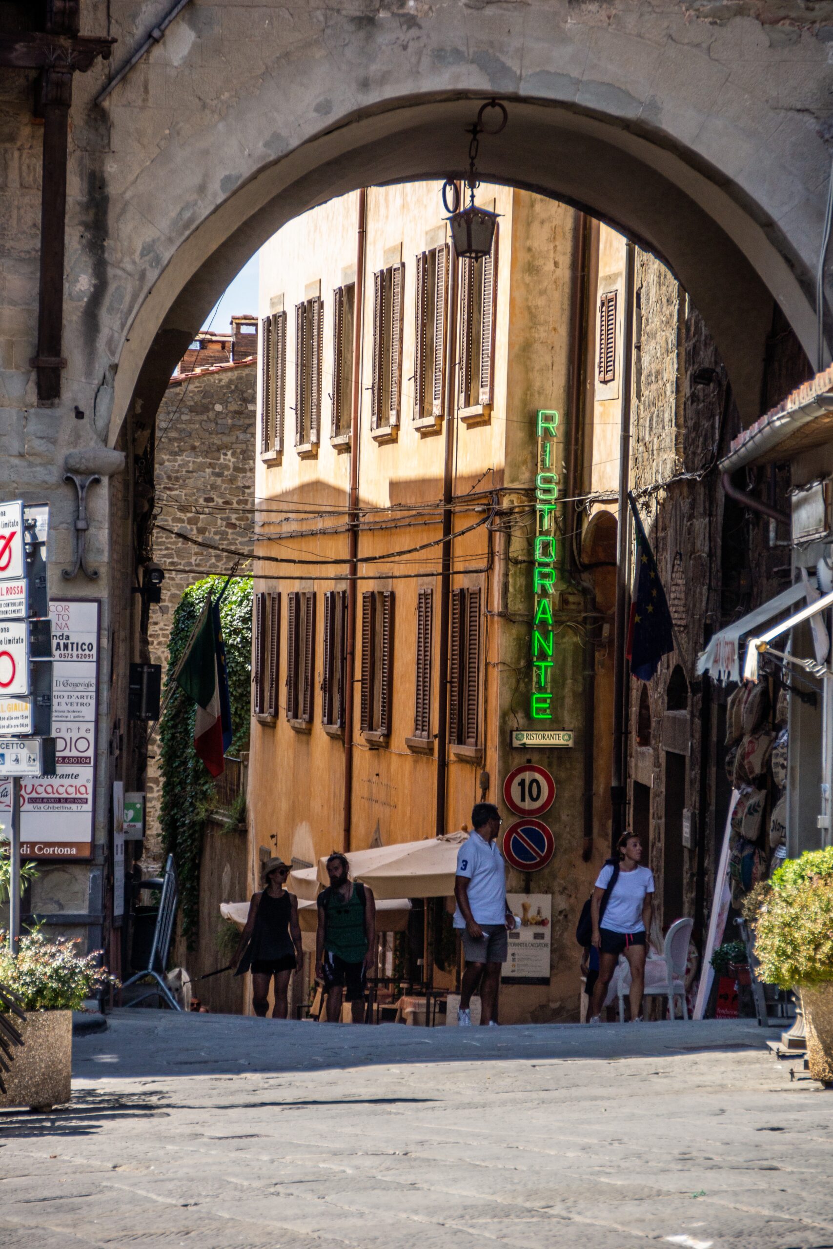 Arezzo Italien Hold Ferie i Stationsbyen Arezzo Local Living