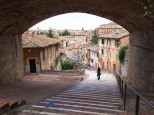 Perugia Italien. Feriedestination Italien. Sommerferie i Umbrien. Ferieboliger nær Perugia. Sightseeing i Perugia. Kultur i Umbrien. Chokoladens by.