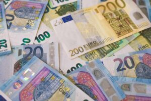 shopping med kontanter Italien