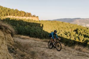 Aktiv ferie i Ligurien. Cykling i bjergene i Italien.